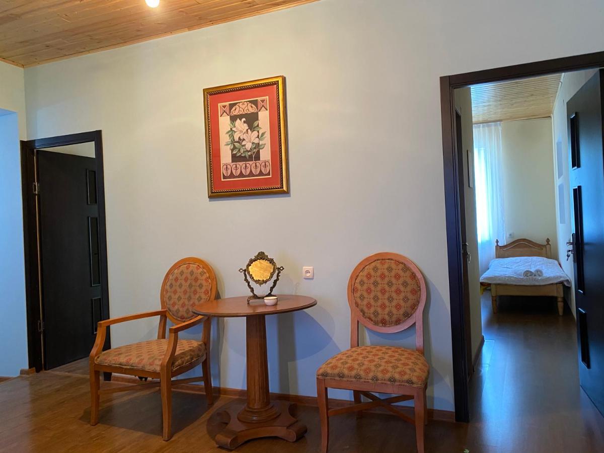 Iuri Udesiani'S Guesthouse Mestia Exteriér fotografie
