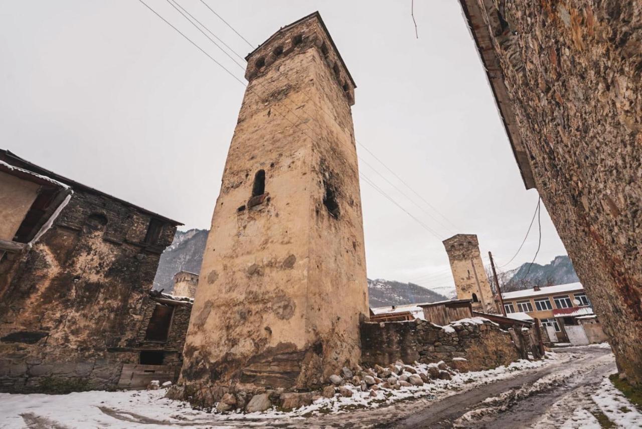 Iuri Udesiani'S Guesthouse Mestia Exteriér fotografie