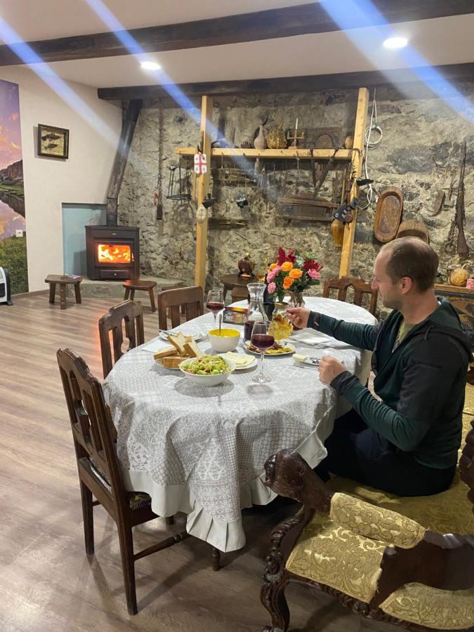 Iuri Udesiani'S Guesthouse Mestia Exteriér fotografie