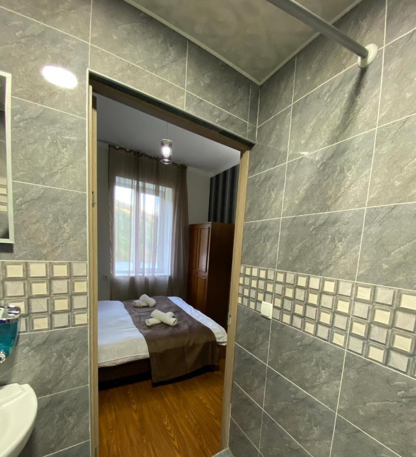 Iuri Udesiani'S Guesthouse Mestia Exteriér fotografie