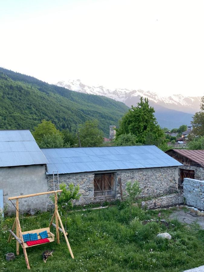 Iuri Udesiani'S Guesthouse Mestia Exteriér fotografie